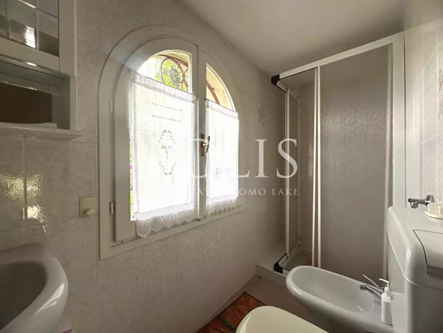 Immagine 24 di Villa in vendita  a Claino Con Osteno