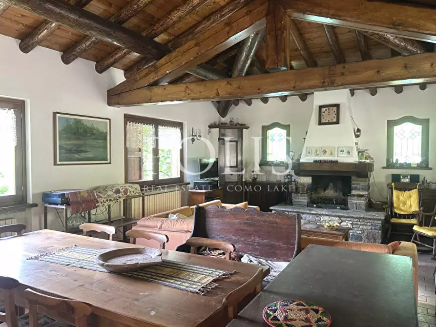 Immagine 27 di Villa in vendita  a Claino Con Osteno