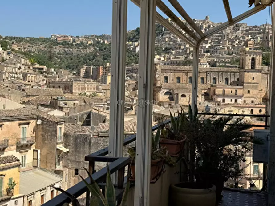 Immagine 10 di Appartamento in vendita  in Via Santa N. 12 a Modica