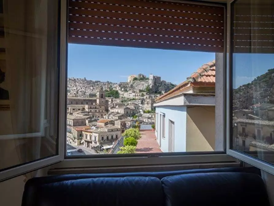 Immagine 13 di Appartamento in vendita  in Via Santa N. 12 a Modica