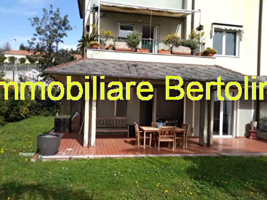 Immagine 1 di Appartamento in vendita  a San Remo