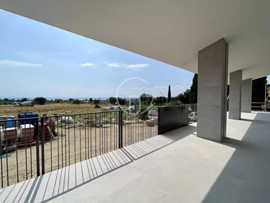 Immagine 1 di Appartamento in vendita  in Via Tito Speri a Padenghe Sul Garda