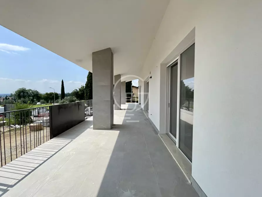 Immagine 2 di Appartamento in vendita  in Via Tito Speri a Padenghe Sul Garda