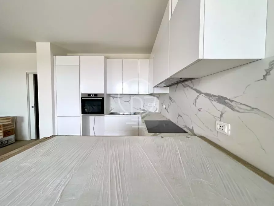 Immagine 4 di Appartamento in vendita  in Via Tito Speri a Padenghe Sul Garda