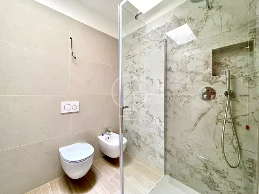 Immagine 7 di Appartamento in vendita  in Via Tito Speri a Padenghe Sul Garda