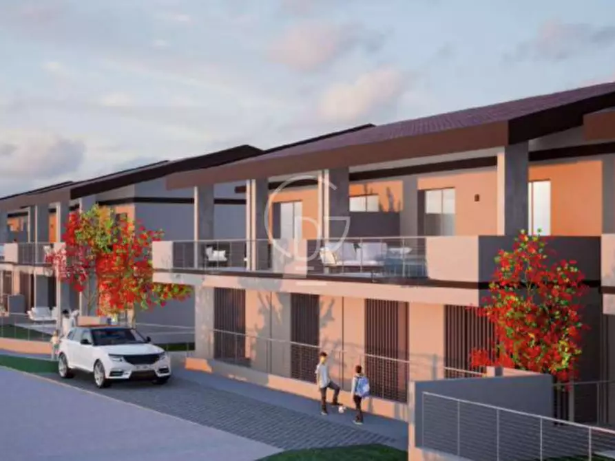 Immagine 11 di Appartamento in vendita  in Via Tito Speri a Padenghe Sul Garda