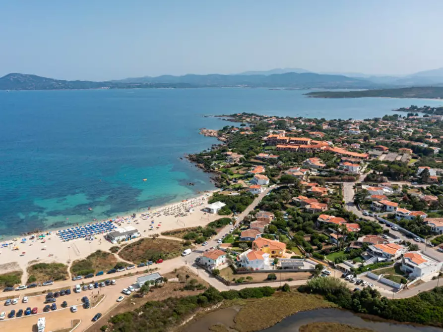 Immagine 24 di Villa in vendita  in via dei pescatori a Olbia