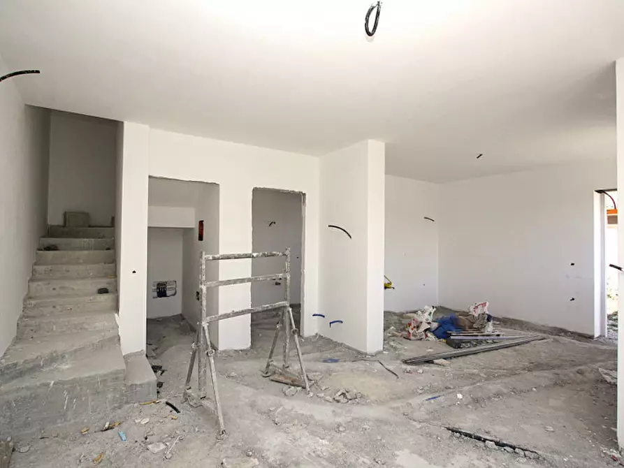 Immagine 11 di Villa in vendita  in Via Villaggio del Fanciullo a Matino