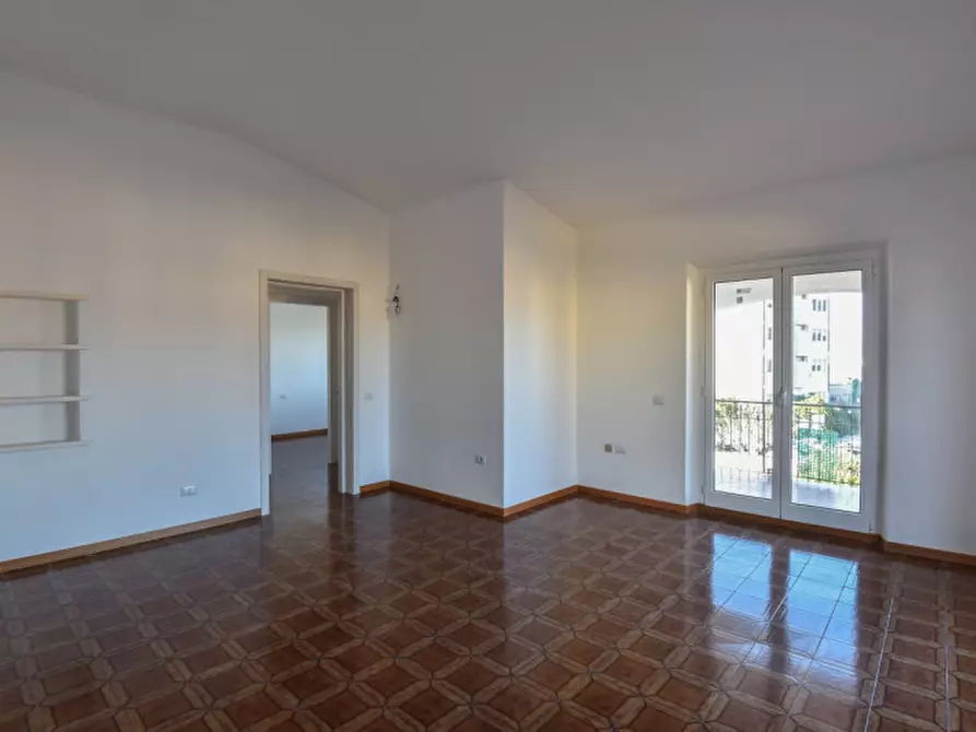 Immagine 10 di Appartamento in vendita  in Via Mantova 2 a Olbia