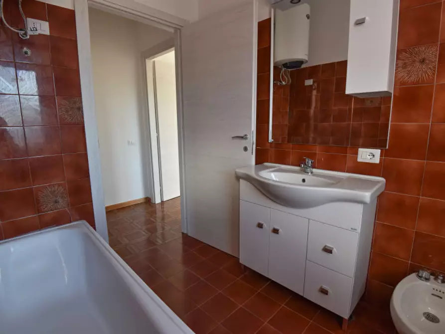 Immagine 14 di Appartamento in vendita  in Via Mantova 2 a Olbia