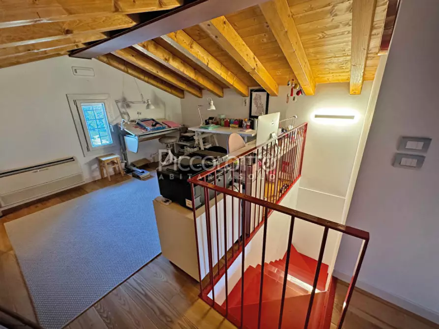 Immagine 16 di Rustico / casale in vendita  in Asolo, via Santa Giustina a Asolo