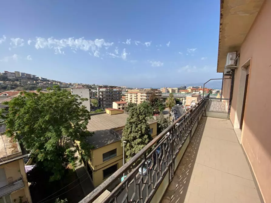 Immagine 4 di Appartamento in vendita  a Reggio Di Calabria