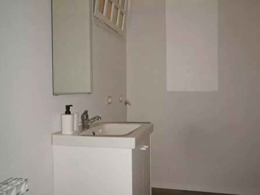 Immagine 22 di Appartamento in affitto  in Via Levacher 21 a Colorno