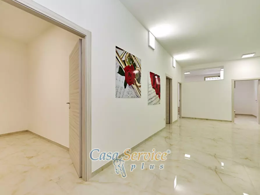 Immagine 2 di Ufficio in vendita  in Via Grazia Deledda a Gallipoli