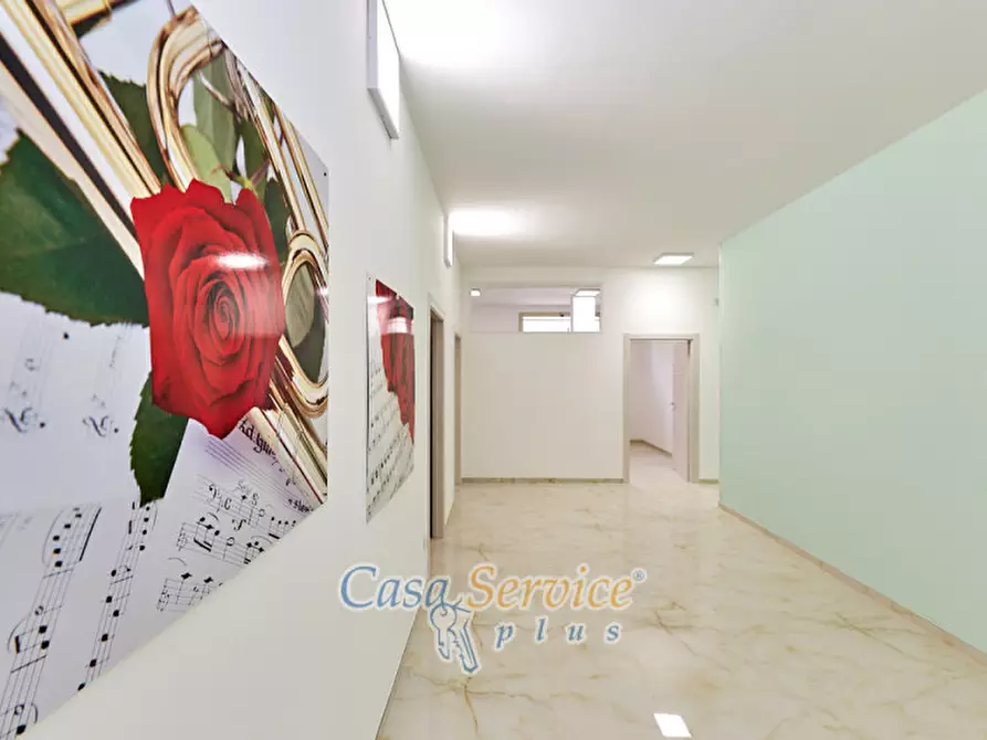 Immagine 3 di Ufficio in vendita  in Via Grazia Deledda a Gallipoli