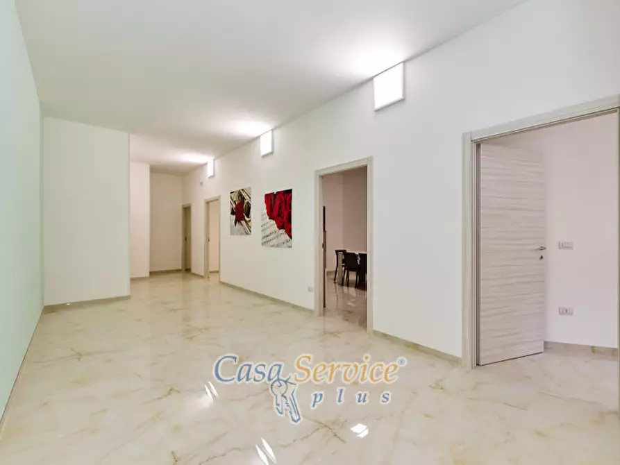 Immagine 5 di Ufficio in vendita  in Via Grazia Deledda a Gallipoli