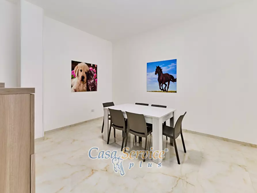 Immagine 8 di Ufficio in vendita  in Via Grazia Deledda a Gallipoli