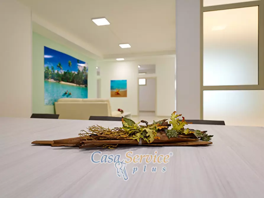 Immagine 19 di Ufficio in vendita  in Via Grazia Deledda a Gallipoli