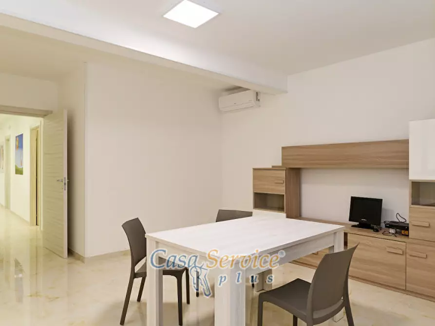 Immagine 21 di Ufficio in vendita  in Via Grazia Deledda a Gallipoli