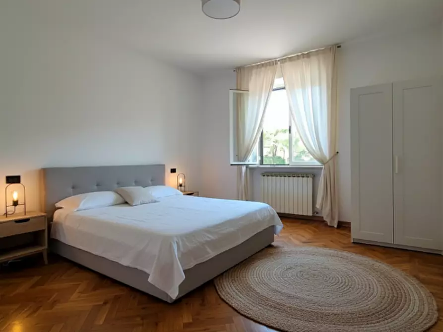 Immagine 8 di Attico in vendita  a Passignano Sul Trasimeno