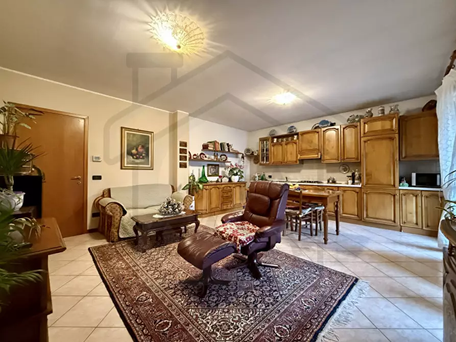 Immagine 2 di Appartamento in vendita  in Via Michelangelo a Teolo