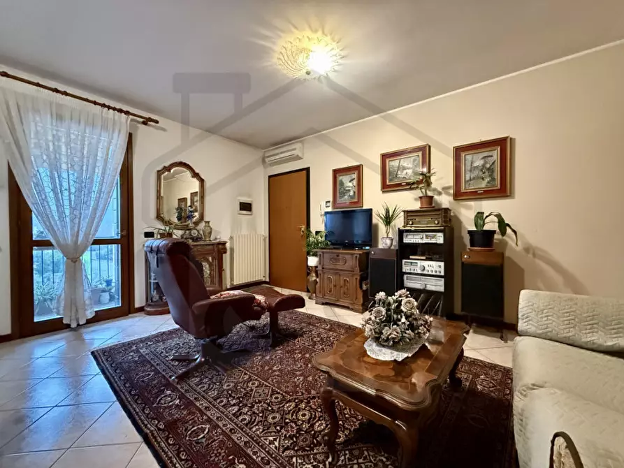 Immagine 6 di Appartamento in vendita  in Via Michelangelo a Teolo