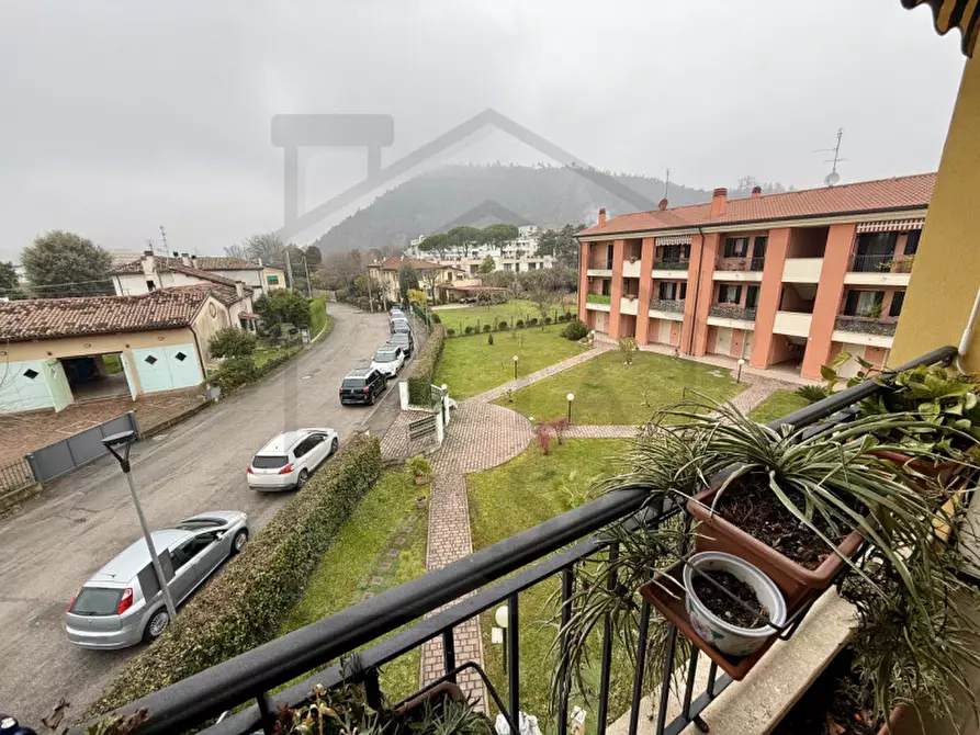 Immagine 8 di Appartamento in vendita  in Via Michelangelo a Teolo