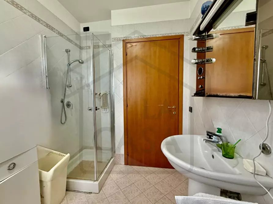 Immagine 12 di Appartamento in vendita  in Via Michelangelo a Teolo