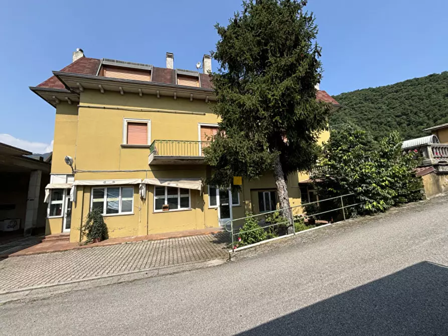 Immagine 5 di Magazzino in vendita  a Vobarno