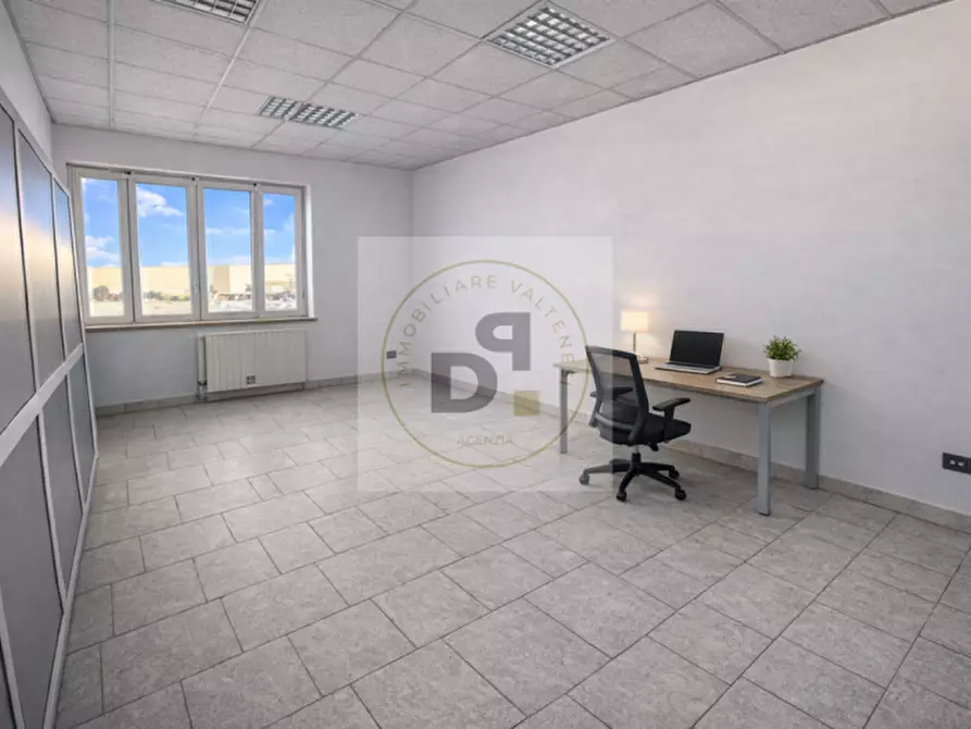 Immagine 8 di Magazzino in vendita  a Vobarno