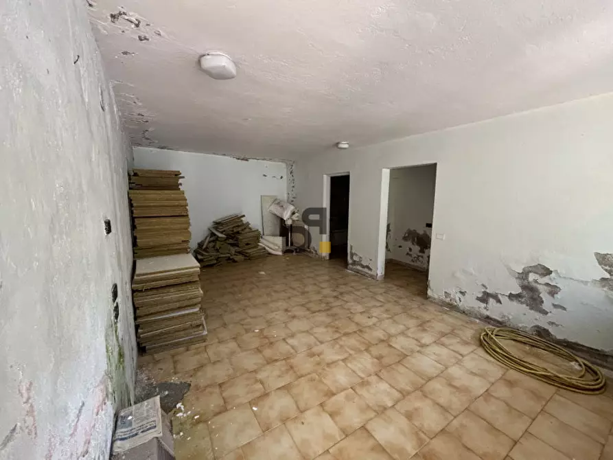 Immagine 15 di Magazzino in vendita  a Vobarno