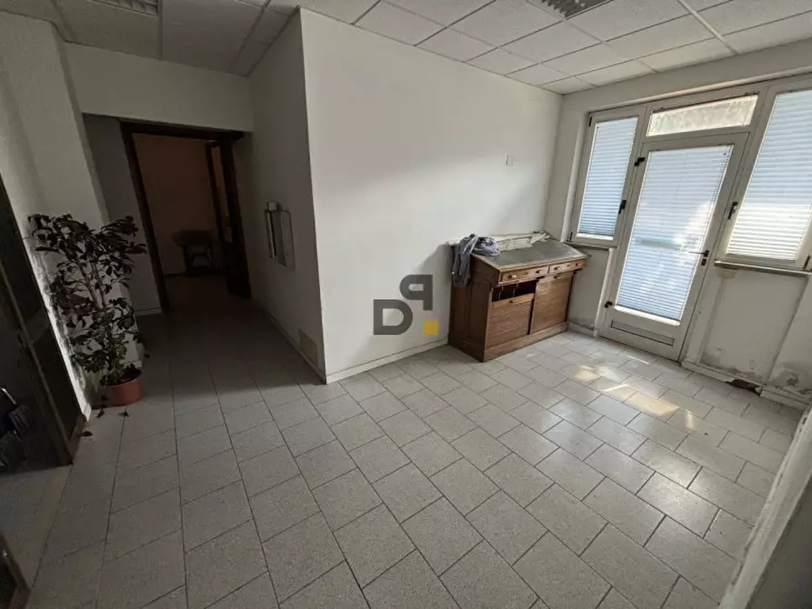 Immagine 16 di Magazzino in vendita  a Vobarno