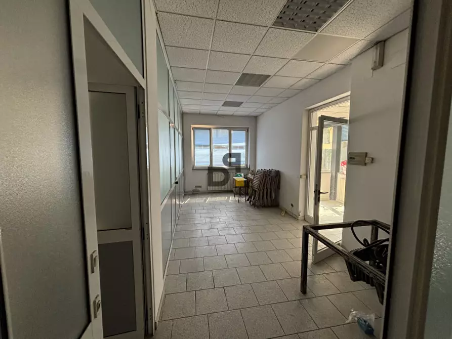 Immagine 17 di Magazzino in vendita  a Vobarno