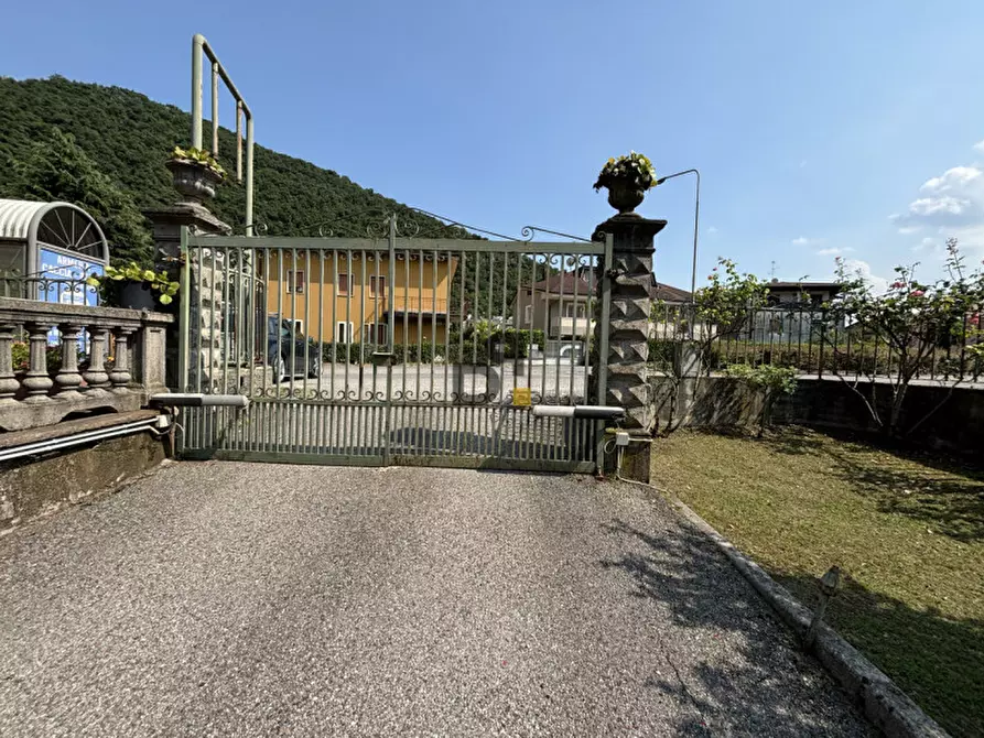 Immagine 23 di Magazzino in vendita  a Vobarno