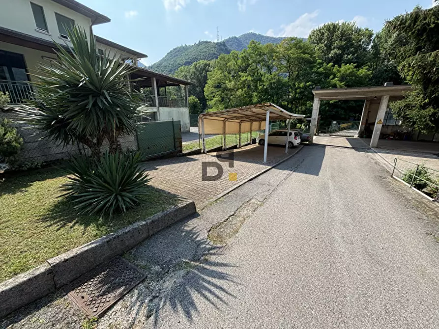 Immagine 27 di Magazzino in vendita  a Vobarno