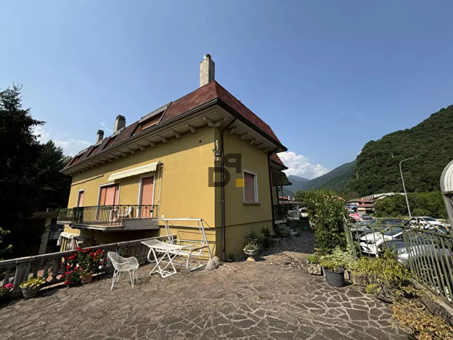 Immagine 30 di Magazzino in vendita  a Vobarno