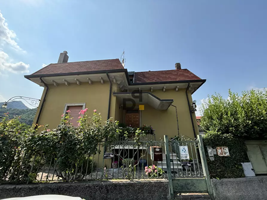 Immagine 40 di Magazzino in vendita  a Vobarno