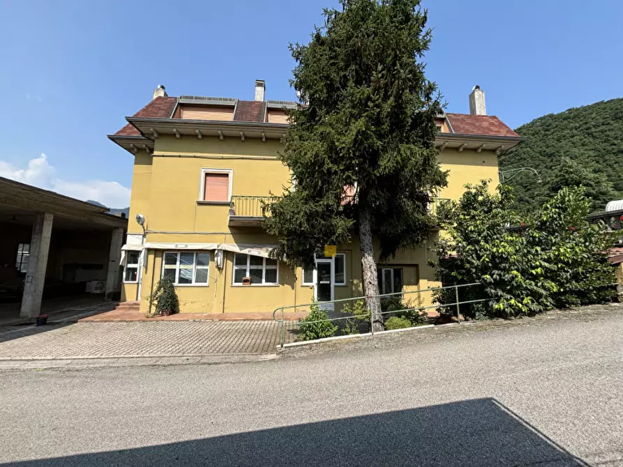 Immagine 44 di Magazzino in vendita  a Vobarno