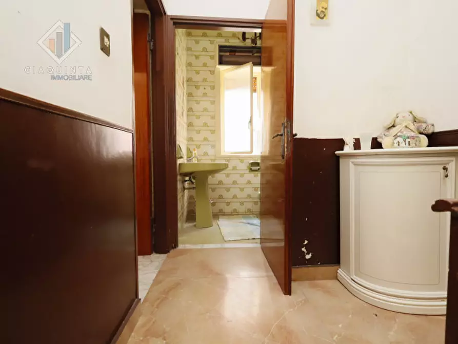 Immagine 11 di Casa indipendente in vendita  in Via XXVII Novembre n. 14 a Palagonia