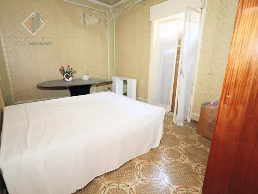 Immagine 16 di Casa indipendente in vendita  in Via XXVII Novembre n. 14 a Palagonia