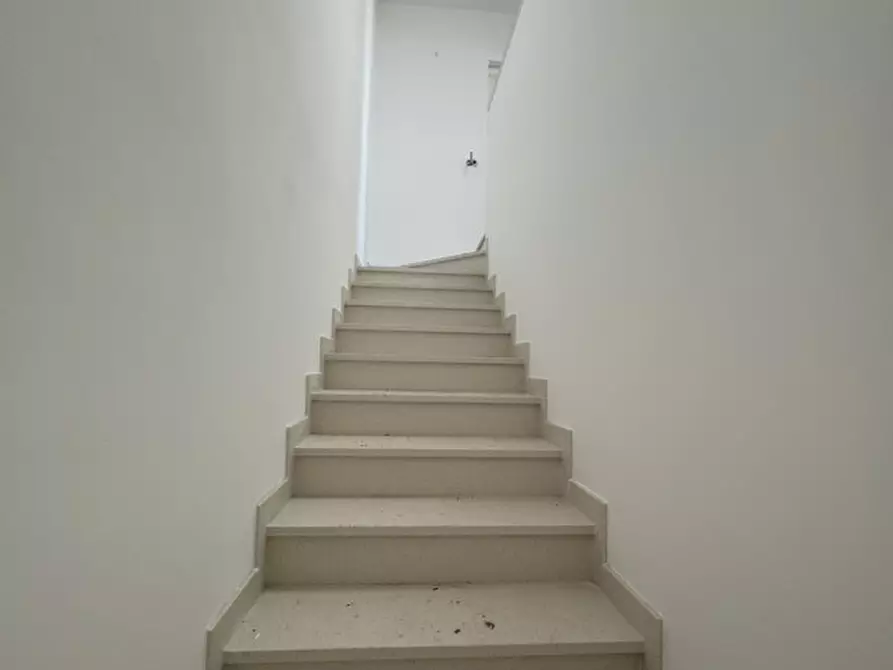 Immagine 8 di Casa trifamiliare in vendita  in VIA GUARESCHI a Monselice