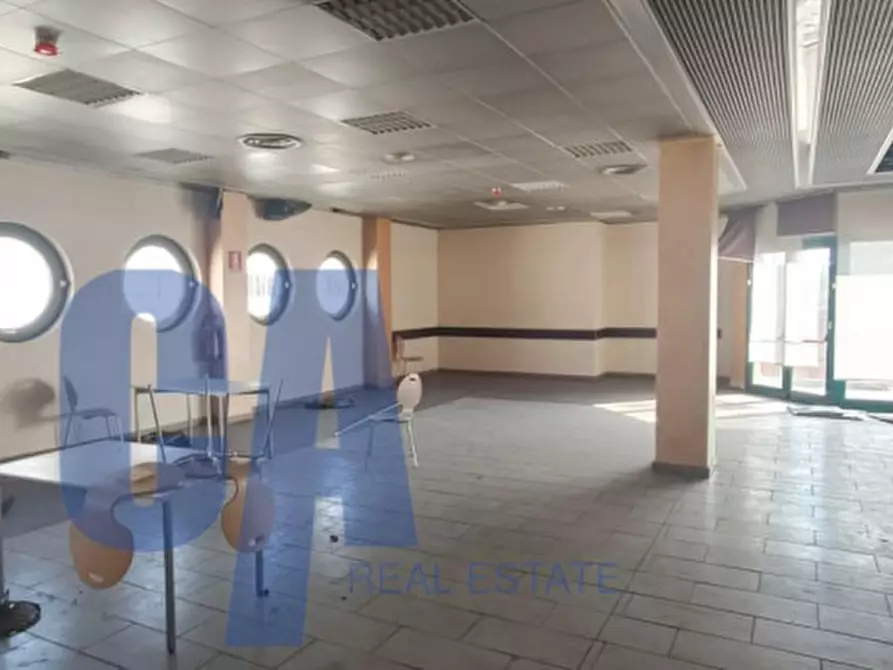 Immagine 1 di Attività commerciale in affitto  in VIA CORELLI ARCANGELO a Milano