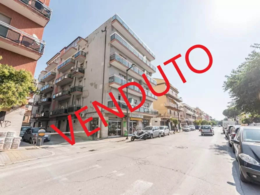 Immagine 1 di Appartamento in vendita  in via F.F. D'Avalos 115 a Pescara