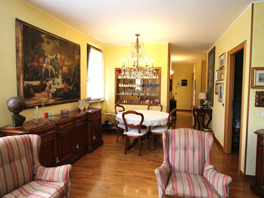 Immagine 2 di Casa bifamiliare in vendita  in Via Camillo Benso Conte di Cavour 129 a Cernusco Sul Naviglio