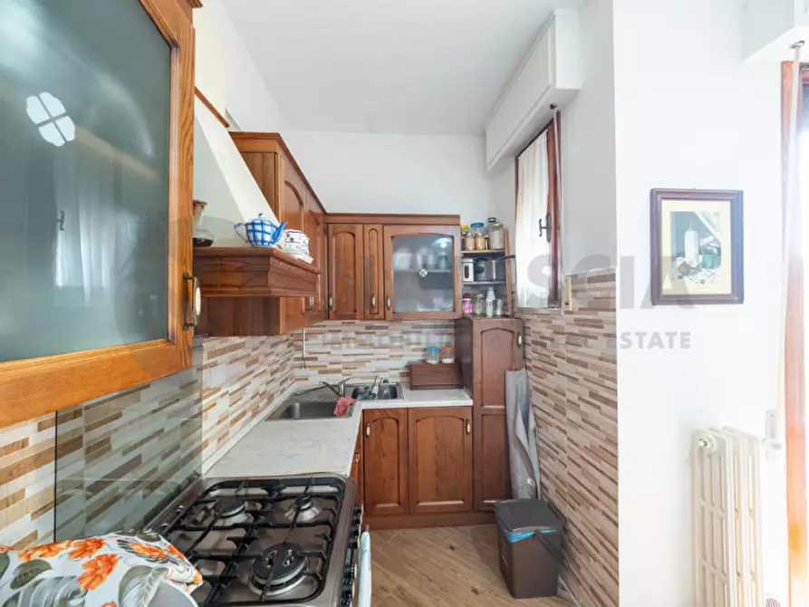 Immagine 6 di Appartamento in vendita  in VIA ROMA a Londa