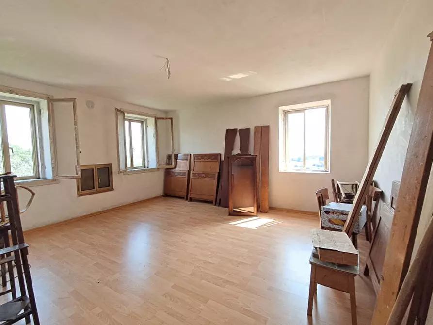 Immagine 12 di Rustico / casale in vendita  in via pozzoli 1 a San Vito Di Leguzzano