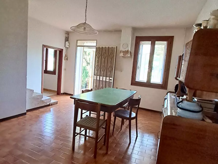 Immagine 17 di Rustico / casale in vendita  in via pozzoli 1 a San Vito Di Leguzzano