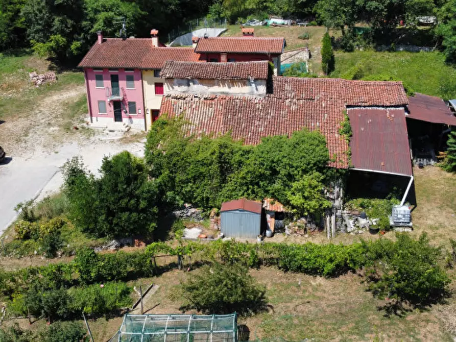 Immagine 21 di Rustico / casale in vendita  a Malo