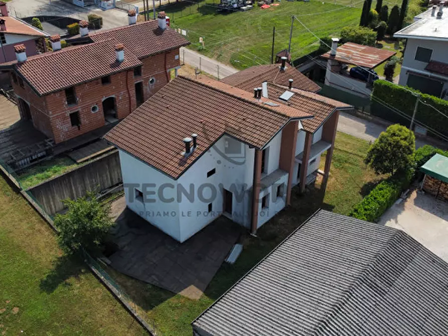 Immagine 4 di Villa in vendita  a Malo