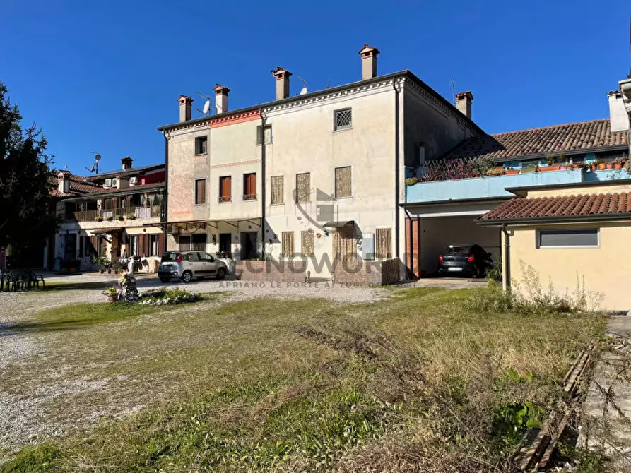 Immagine 1 di Rustico / casale in vendita  in Via Colleoni  38 a Malo